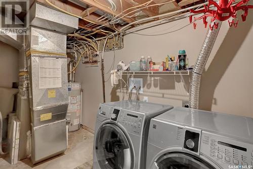 214 Halifax Street N, Regina, SK - Indoor Photo Showing Laundry Room