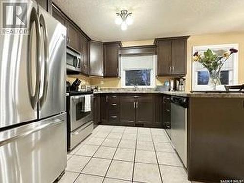 701 4Th Avenue, Raymore, SK - Indoor Photo Showing Kitchen With Stainless Steel Kitchen