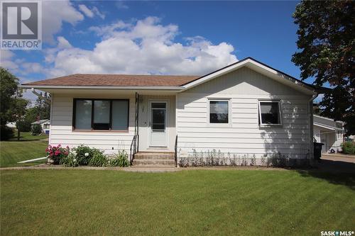 701 4Th Avenue, Raymore, SK - Outdoor