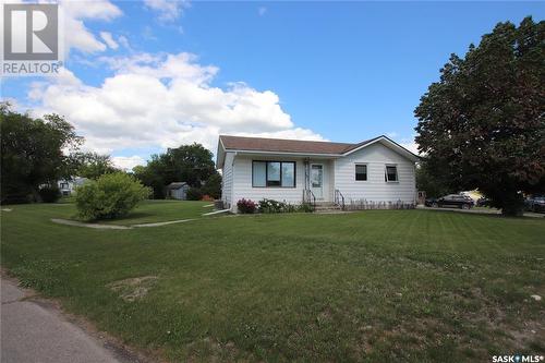 701 4Th Avenue, Raymore, SK - Outdoor