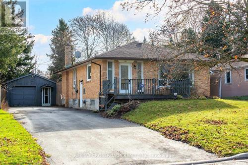 82 Mccarthy Street, Orangeville, ON - Outdoor With Facade