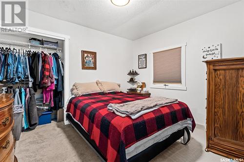 949 Vaughan Street W, Moose Jaw, SK - Indoor Photo Showing Bedroom