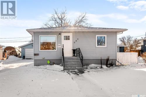 949 Vaughan Street W, Moose Jaw, SK - Outdoor