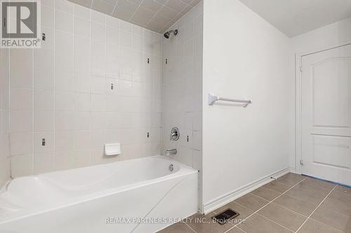 73 Eakin Mill Road, Markham, ON - Indoor Photo Showing Bathroom