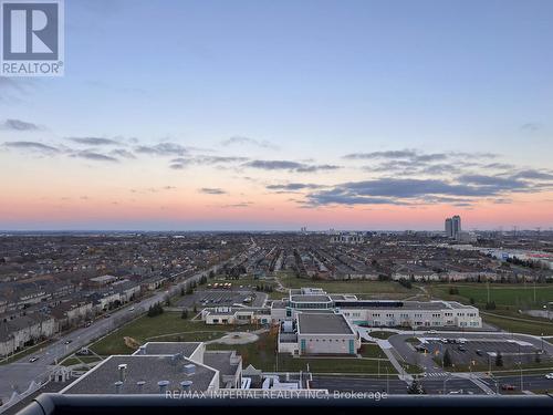 1907 - 105 Oneida Crescent, Richmond Hill, ON - Outdoor With View