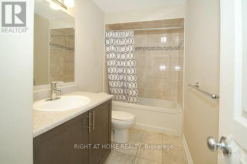 145 Popplewell Crescent, Ottawa, ON - Indoor Photo Showing Bathroom