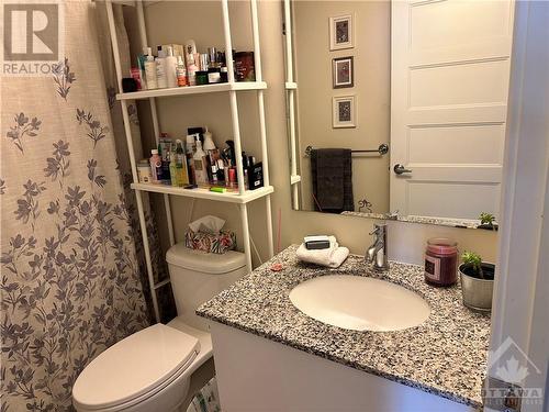 2785 Baseline Road Unit#109, Ottawa, ON - Indoor Photo Showing Bathroom