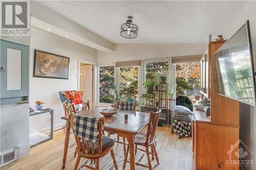 1392 Sault Street, Ottawa, ON - Indoor Photo Showing Dining Room