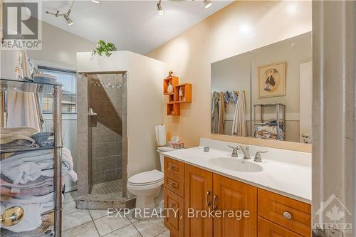 1392 Sault Street, Ottawa, ON - Indoor Photo Showing Bathroom