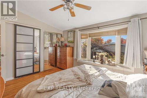 1392 Sault Street, Ottawa, ON - Indoor Photo Showing Bedroom