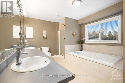 132 Corkery Woods Drive, Ottawa, ON - Indoor Photo Showing Bathroom