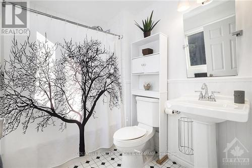 132 Corkery Woods Drive, Ottawa, ON - Indoor Photo Showing Bathroom