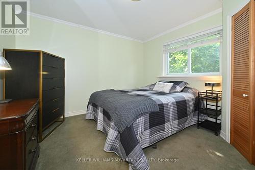 213 Sunset Crescent, Innisfil, ON - Indoor Photo Showing Bedroom