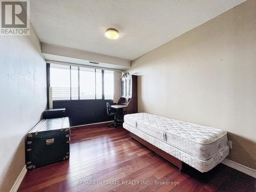 912 - 8111 Yonge Street, Markham, ON - Indoor Photo Showing Bedroom