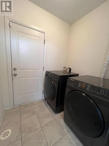 45 Shatner Turnabout, Vaughan, ON - Indoor Photo Showing Laundry Room