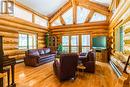 3150 Hanna Creek Road, Warfield, BC  - Indoor Photo Showing Living Room 