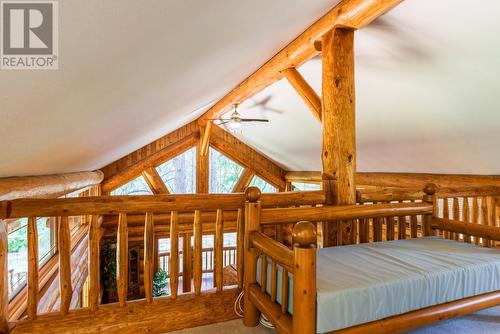 3150 Hanna Creek Road, Warfield, BC - Indoor Photo Showing Bedroom