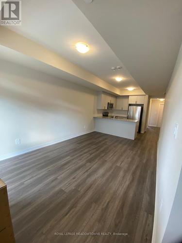 513 - 1581 Rose Way, Milton, ON - Indoor Photo Showing Other Room