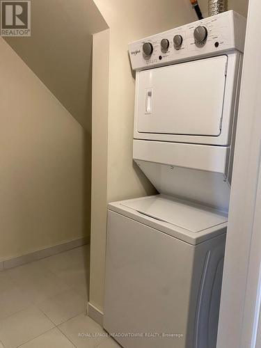 513 - 1581 Rose Way, Milton, ON - Indoor Photo Showing Laundry Room