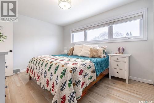 2513 Ewart Avenue, Saskatoon, SK - Indoor Photo Showing Bedroom