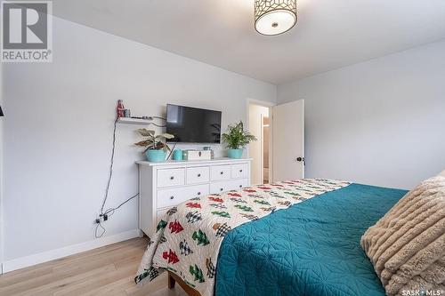 2513 Ewart Avenue, Saskatoon, SK - Indoor Photo Showing Bedroom