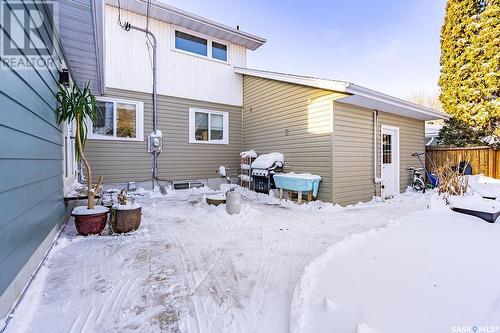 2513 Ewart Avenue, Saskatoon, SK - Outdoor With Exterior