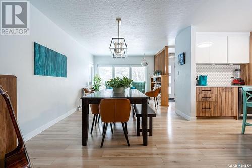 2513 Ewart Avenue, Saskatoon, SK - Indoor Photo Showing Dining Room