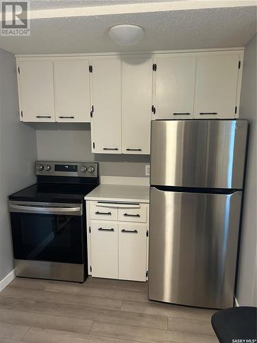 2059 Mcdonald Street, Regina, SK - Indoor Photo Showing Kitchen