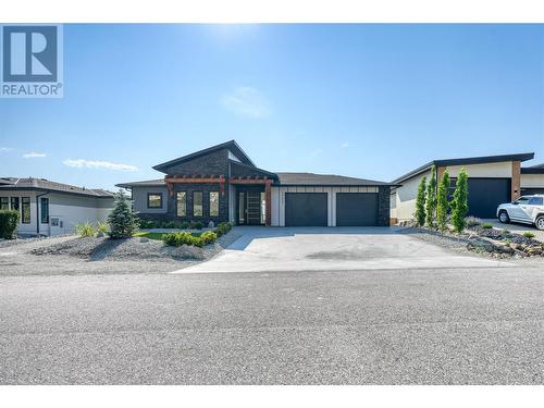 17531 Sanborn Street, Summerland, BC - Outdoor