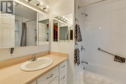 134 Rutherford Avenue, Aylmer (Ay), ON - Indoor Photo Showing Bathroom