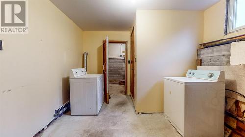 19-21 Bradbury'S Lane, Torbay, NL - Indoor Photo Showing Laundry Room