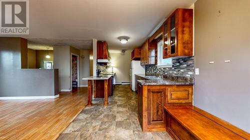 19-21 Bradbury'S Lane, Torbay, NL - Indoor Photo Showing Kitchen