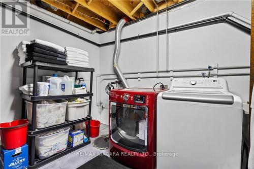 404 Line 2 Road, Niagara-On-The-Lake, ON - Indoor Photo Showing Laundry Room