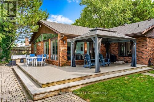 404 Line 2 Road, Niagara-On-The-Lake, ON - Outdoor With Deck Patio Veranda With Exterior