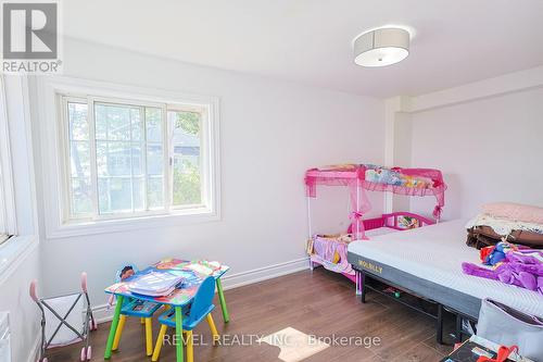 532 Ridgeway Road, Fort Erie, ON - Indoor Photo Showing Bedroom