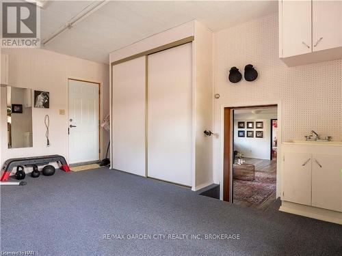 15 Rosemount Avenue, St. Catharines, ON - Indoor Photo Showing Other Room