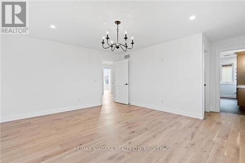 4213 Manson Lane, Lincoln (982 - Beamsville), ON - Indoor Photo Showing Other Room