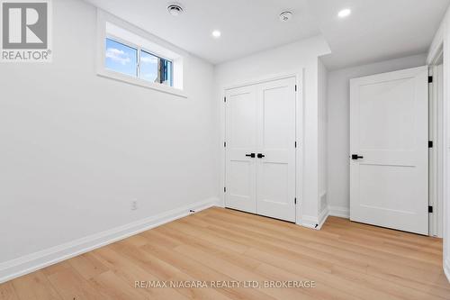 4213 Manson Lane, Lincoln (982 - Beamsville), ON - Indoor Photo Showing Other Room