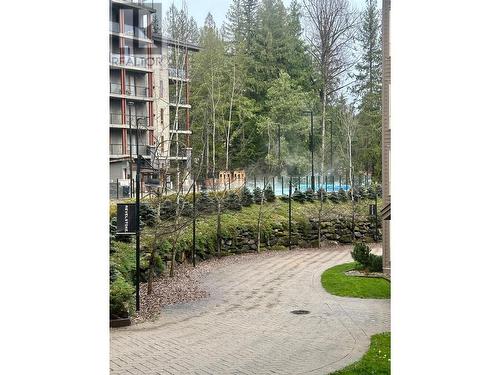 2950 Camozzi Road Unit# 3251, Revelstoke, BC - Outdoor