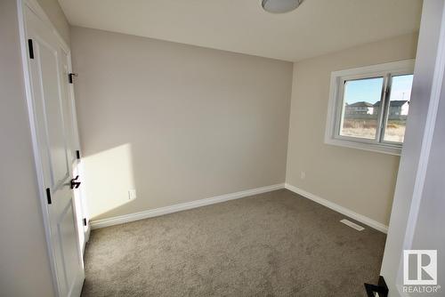 #Upper 8835 Carson Wy Sw, Edmonton, AB - Indoor Photo Showing Other Room