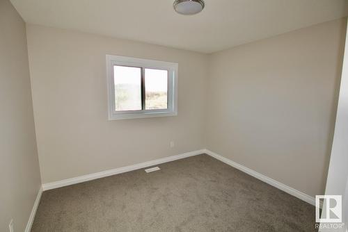 #Upper 8835 Carson Wy Sw, Edmonton, AB - Indoor Photo Showing Other Room