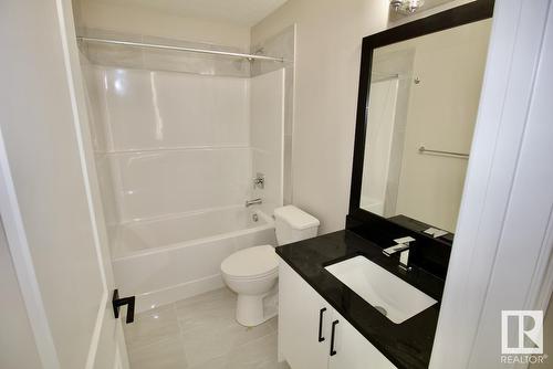 #Upper 8835 Carson Wy Sw, Edmonton, AB - Indoor Photo Showing Bathroom