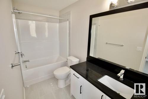 #Upper 8835 Carson Wy Sw, Edmonton, AB - Indoor Photo Showing Bathroom