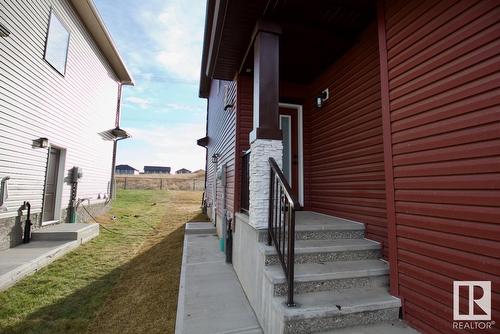 #Upper 8835 Carson Wy Sw, Edmonton, AB - Outdoor With Exterior