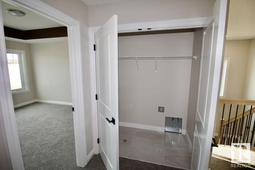 #Upper 8835 Carson Wy Sw, Edmonton, AB - Indoor Photo Showing Other Room