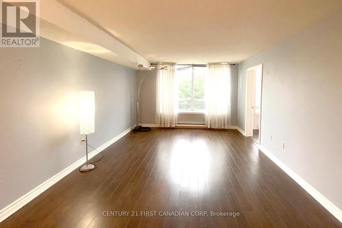 602 - 1510 Richmond Street, London, ON - Indoor Photo Showing Other Room