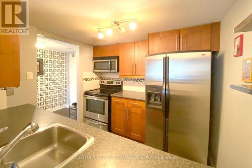 602 - 1510 Richmond Street, London, ON - Indoor Photo Showing Kitchen