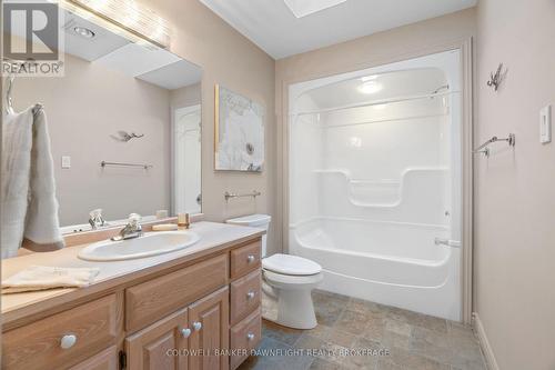 225 Eastern Avenue, South Huron (Exeter), ON - Indoor Photo Showing Bathroom