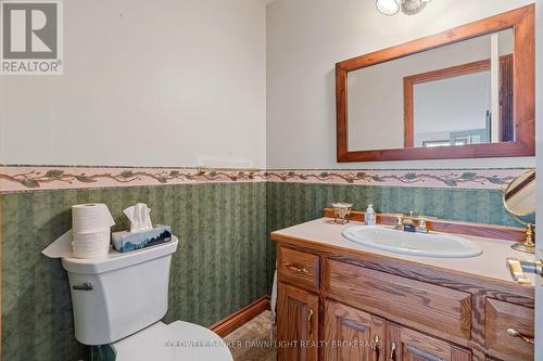 225 Eastern Avenue, South Huron (Exeter), ON - Indoor Photo Showing Bathroom