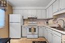 18 - 5815 Swayze Drive, Niagara Falls (205 - Church'S Lane), ON  - Indoor Photo Showing Kitchen With Double Sink 